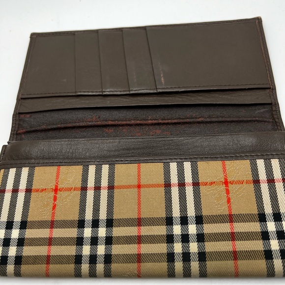 EUC Burberry Nova Check Long Wallet - Picture 3 of 12